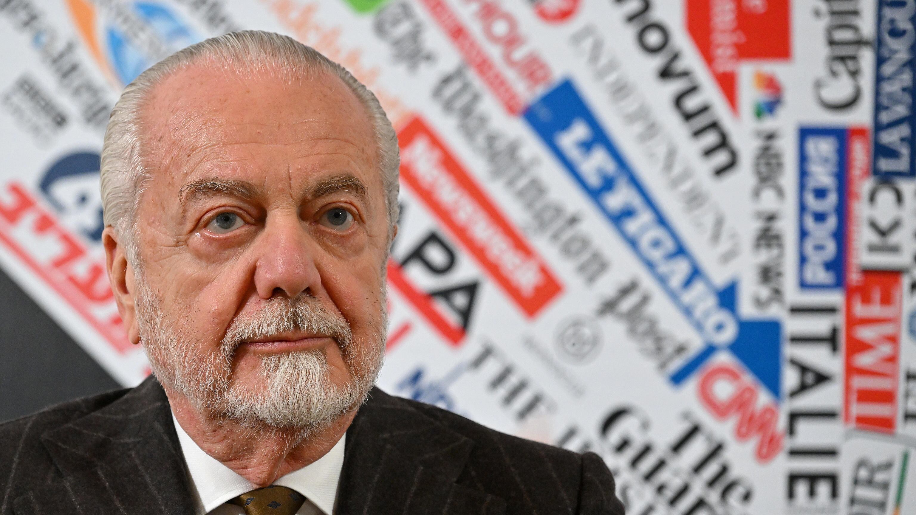 Mal di pancia e musi lunghi. Napoli, tanti big con la valigia