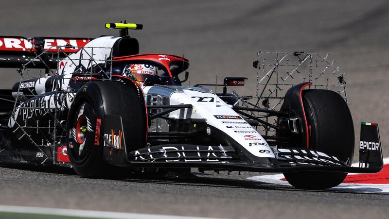 Formula 1, primo giorno di test in Bahrain: le immagini più belle 6