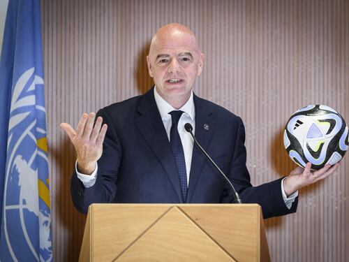 Che senso ha un Mondiale in tre continenti? La bizzarra scelta della Fifa