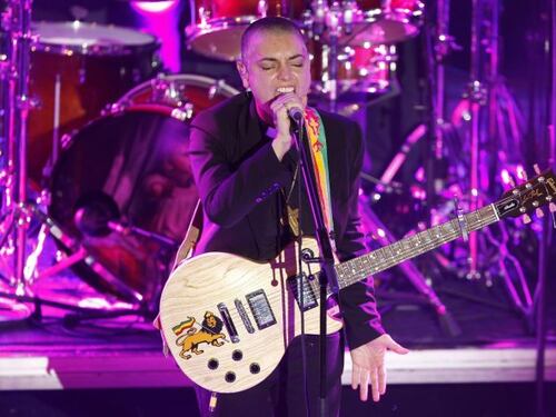 Sinead O'Connor, sfogo su Facebook: "I manager mi hanno fregata"