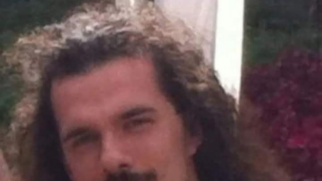Lasciò il suo posto sulla scialuppa a una mamma. Giuseppe Girolamo, il batterista eroe della Costa Concordia