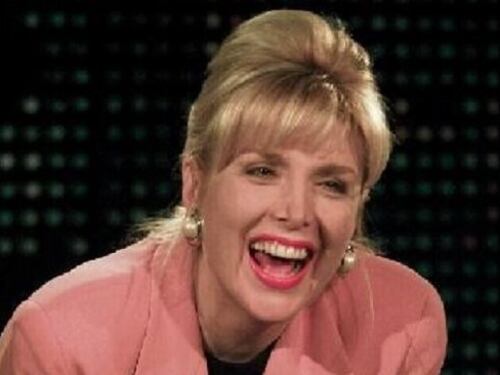 Dietrofront di Trump su Gennifer Flowers