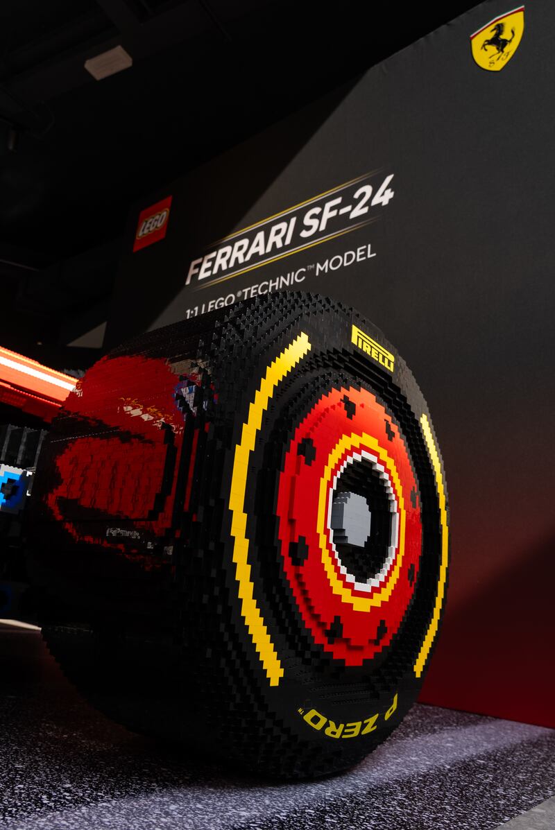 Lego presenta il nuovo set Lego Technic Ferrari SF-24 4