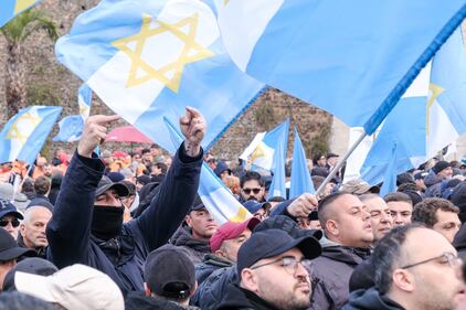 Tensioni in piazza tra Brigata ebraica e manifestanti pro-Palestina 1