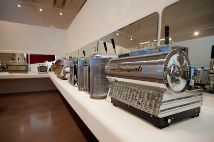 A Binasco nasce il museo della macchina del caffè 4