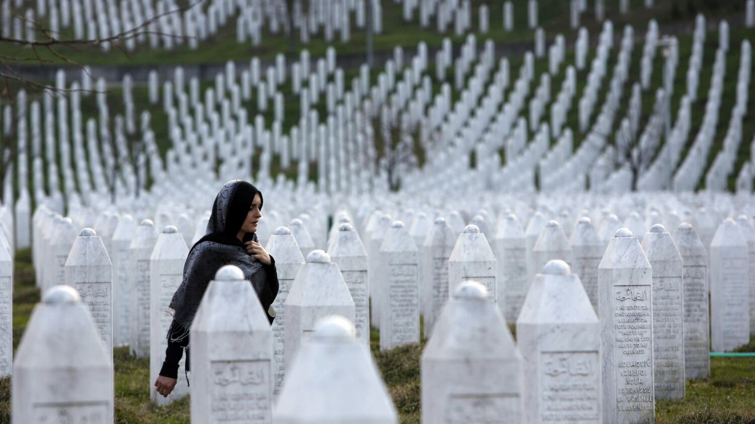 Srebrenica, per l'Aja l'Olanda è solo "parzialmente responsabile"
