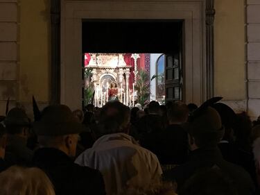 Folla a Trieste per la messa in suffragio ai due poliziotti uccisi 5