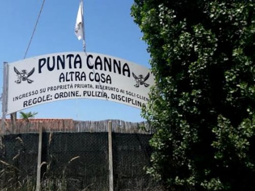 Chioggia, il titolare della spiaggia: "Fascismo fa parte della storia italiana"