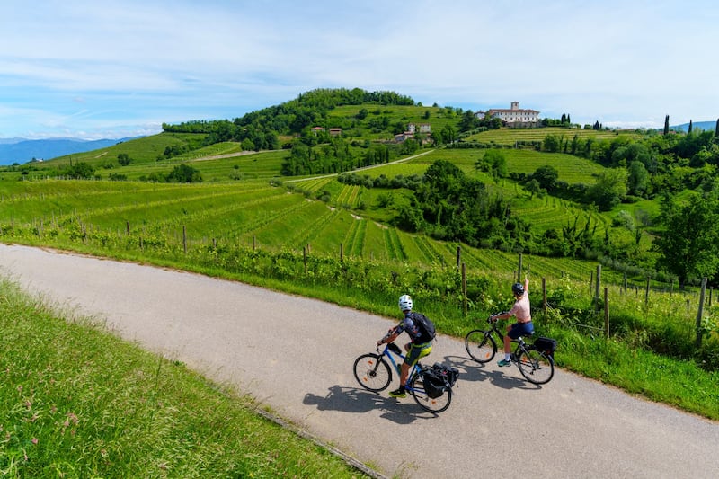 In bicicletta tra le colline del Collio