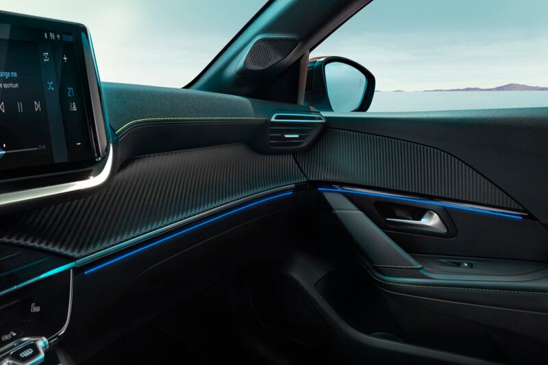 Nuova Peugeot 208 restyling, guarda la gallery  4