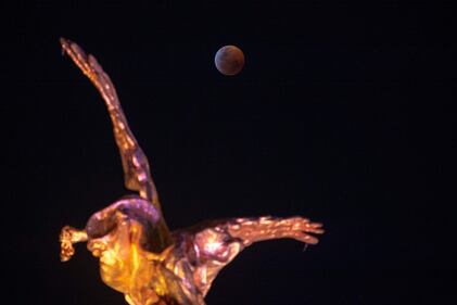 Super Luna Rossa, le immagini dell'eclissi da tutto il mondo 4