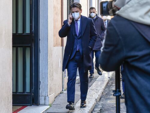 La Gdf a casa di Conte: perquisito il suo studio. Nel mirino le consulenze