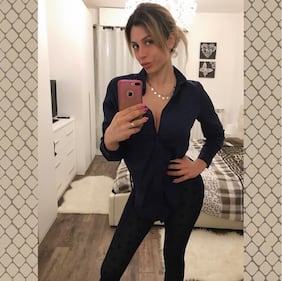 Paola Caruso, scollatura hot su Instagram 17