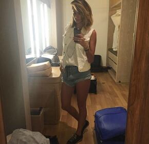 Melissa Satta, inverno sensuale con Boateng 10