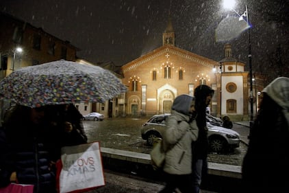 Maltempo, neve e gelo al Nord: disagi sulle strade 5