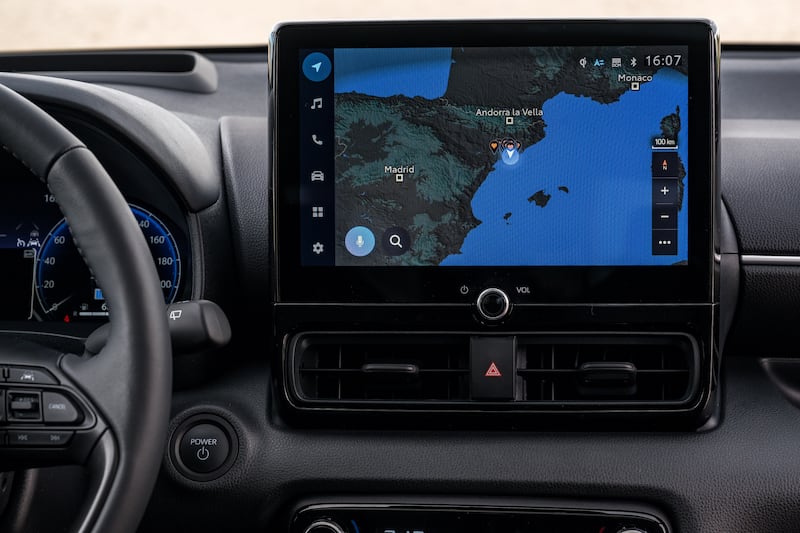 Mazda 2 Hybrid: guarda tutte le foto 15
