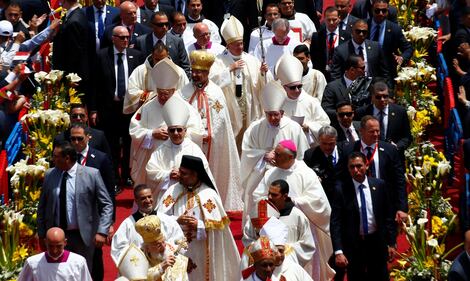 Il Papa dice messa al Cairo 6