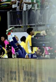 L'infortunio choc di Lavezzi 3