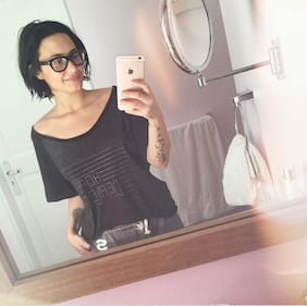 Demi Lovato ritrova se stessa nella nudità 8