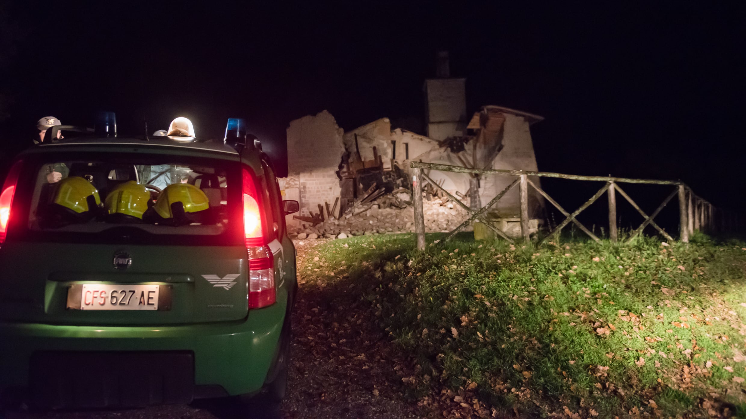 Terremoto, torna la paura nel Centro Italia: pioggia, freddo e migliaia di sfollati