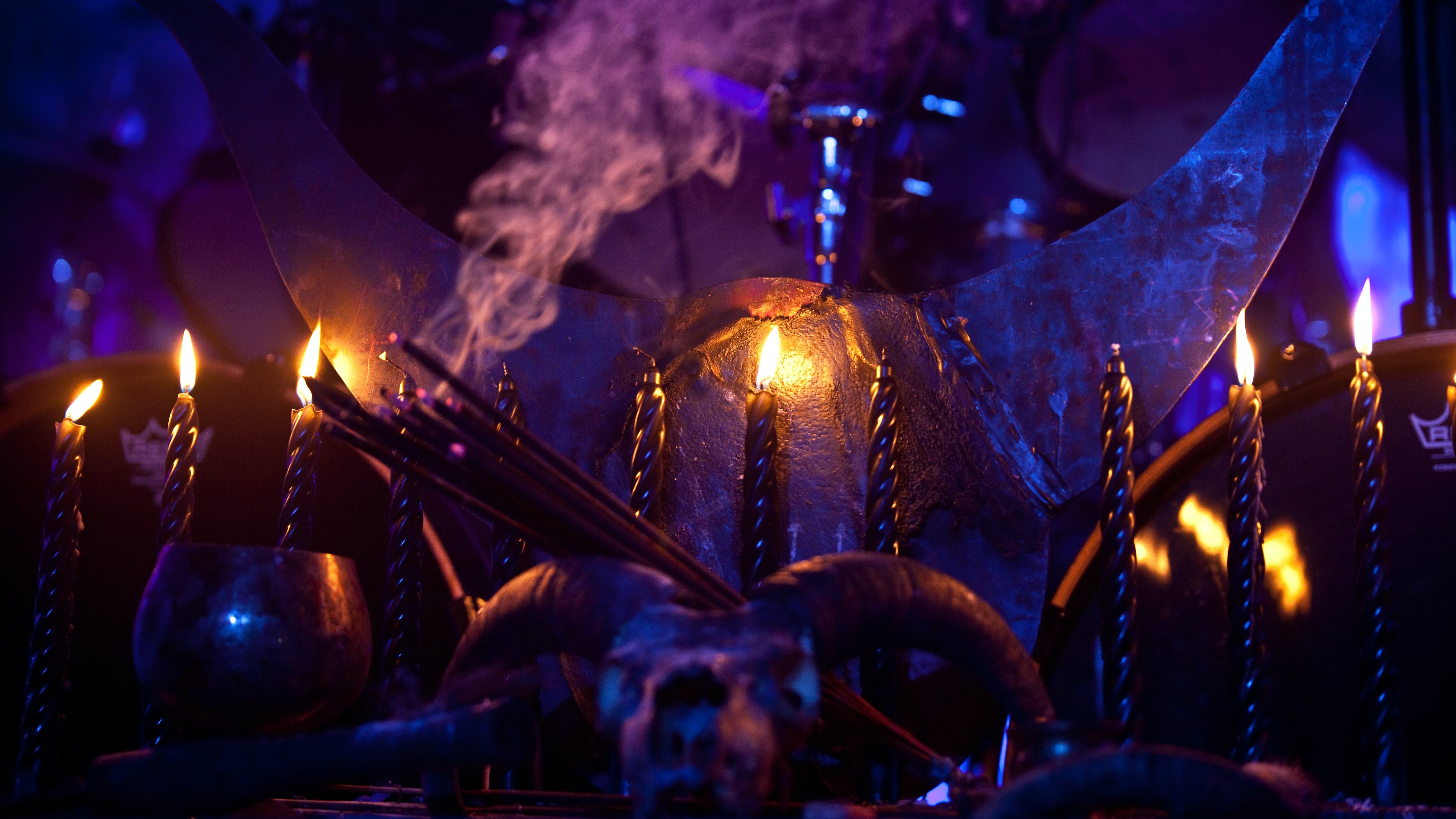 Stuprata dai satanisti, il pm chiede 8 anni per il padre affidatario