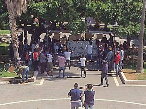 "Vogliamo il lavoro e la casa". Gli immigrati ancora in rivolta