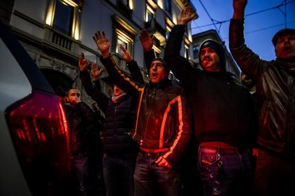 La protesta dei tassisti a Milano  13