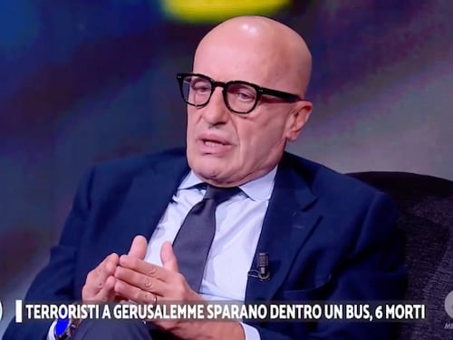 "Lei vuole le stesse cose di Hamas". Sallusti spiana il deputato 5S