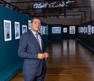 La fondazione Federico II porta le opere di Elliott Erwitt per la prima volta in Sicilia 6