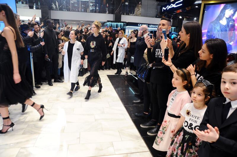 Dolce & Gabbana, sfilata alla Rinascente 7