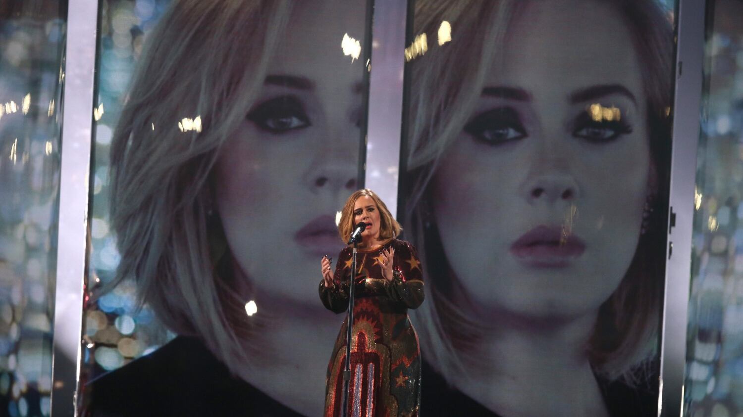 Adele: visita a una bambina malata durante il tour