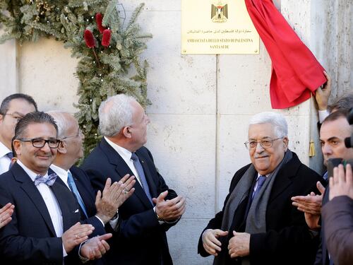 Abu Mazen dal Papa: "Riprendere negoziati diretti per la pace in Medio Oriente"