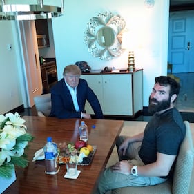 Bilzerian sceglie Trump 1