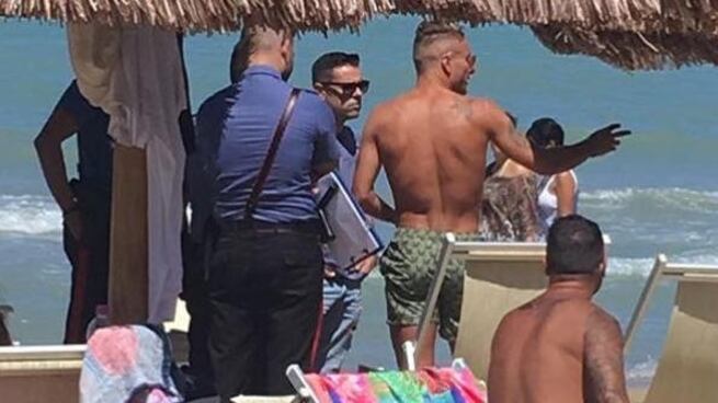Vacanza da incubo per Immobile. Minacciato con il coltello da un ultrà