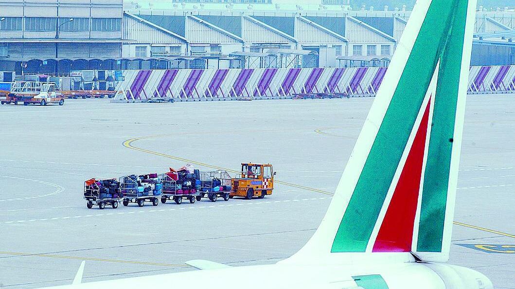Navetta Milano-Roma: Alitalia dimezza i prezzi per difendersi da EasyJet