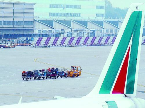 Navetta Milano-Roma: Alitalia dimezza i prezzi per difendersi da EasyJet
