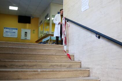 Sparatoria in ospedale a Napoli 3