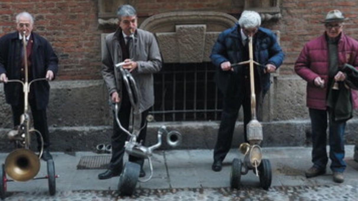 Le "Mototrombe" suonano la carica dell'arte innovativa (e un po' strana)