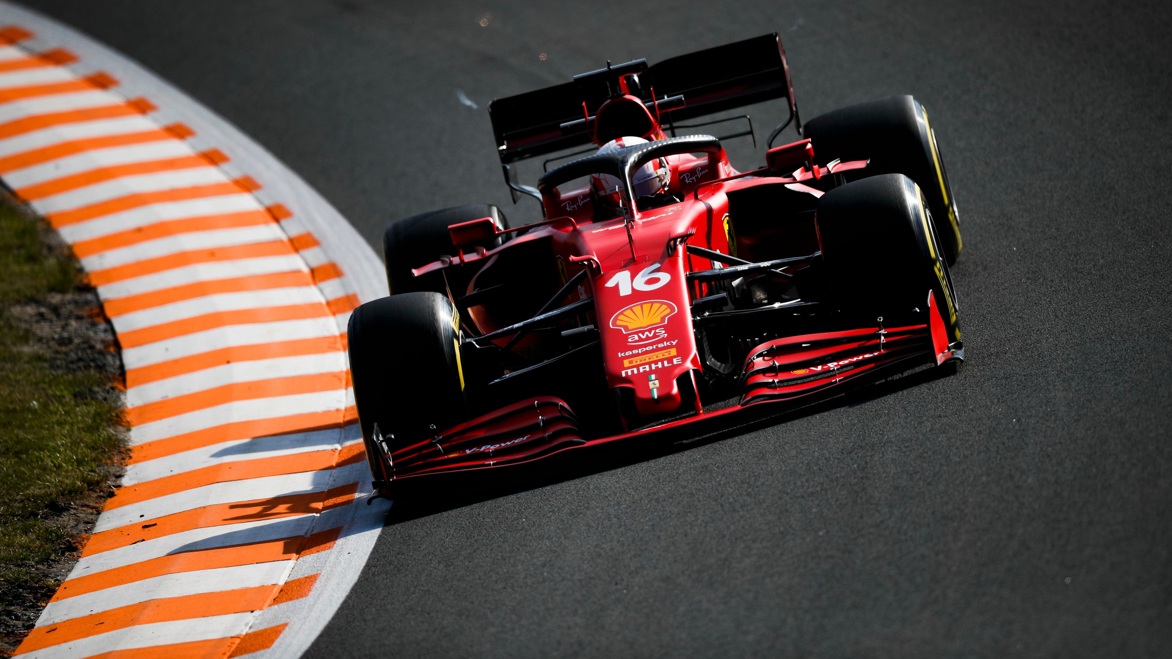Rosse nel Parco dei sogni. Al gp d'Italia "straniero" c'è l'altro Paese che vince
