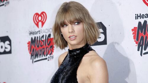Taylor Swift e Kim Kardashian, foto sexy 11