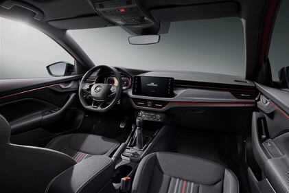 Nuove Skoda Kamiq e Scala restyling, guarda tutte le foto  12