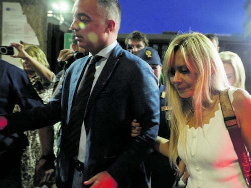 Anche la Finanza indaga su Lavitola. Focus su affari esteri e amici stretti