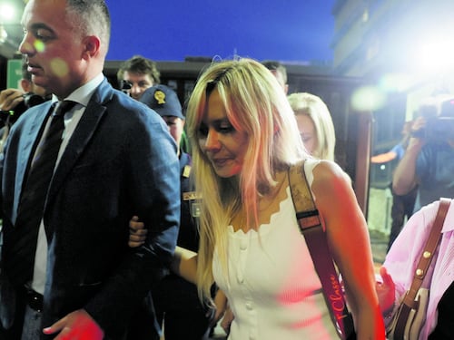 ESCLUSIVO - L’ex compagna di Lavitola scrive ai giudici: “Sono stata minacciata dopo la testimonianza”. Pronti nuovi documenti su Adriana e il Montenegro