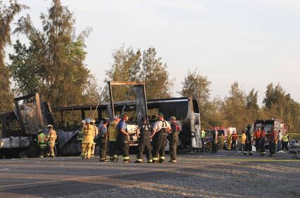 USA, scontro fra tir e bus, morti 9 studenti, almeno 32 feriti 9