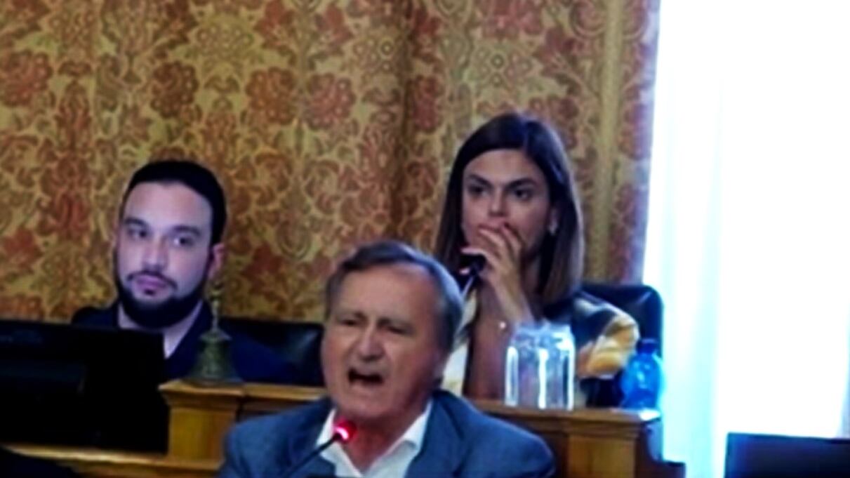 Ticket di ingresso a Venezia, sfiorata la rissa in aula: "Fascisti"