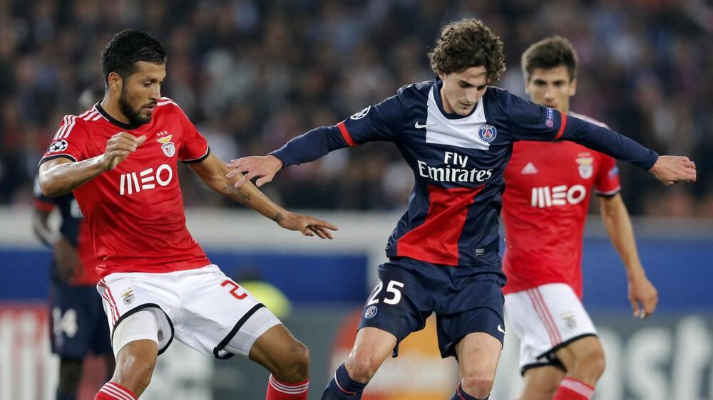 Juve e Roma sfida non solo in campo E' duello all'ultimo sangue per Rabiot