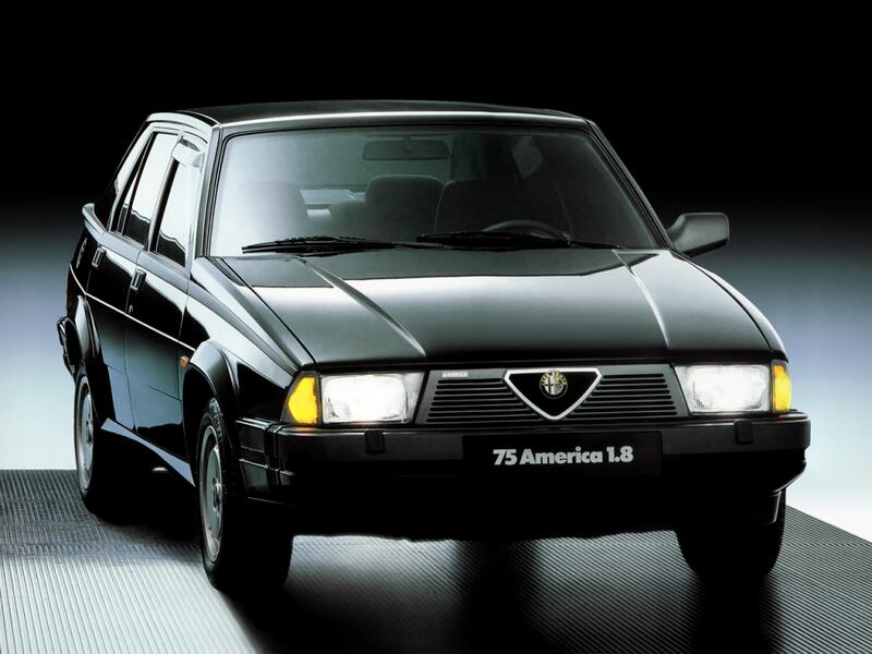 Alfa 75: guarda la gallery 4