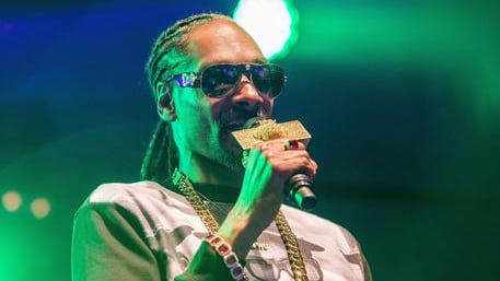 La Finanza sequestra soldi in contanti a Snoop Dogg