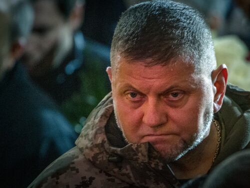 "A Kiev una battaglia tra le due Z". Ecco chi potrebbe succedere a Zelensky