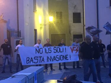 Mantova, blitz dell'estrema destra contro lo ius soli 4
